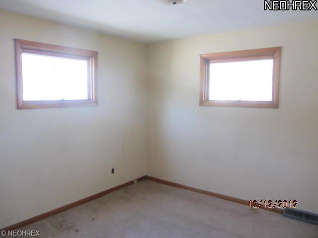 41864 Rambler Ave, Elyria, OH 44035 photo 3