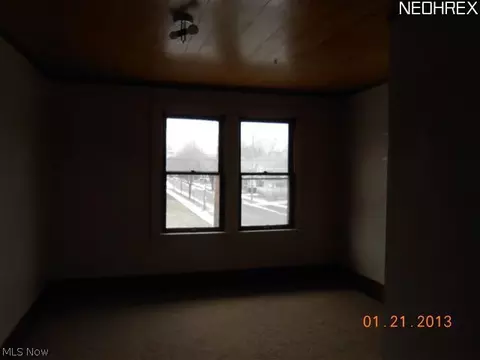 1127 Brown St, Akron, OH 44301 photo 8