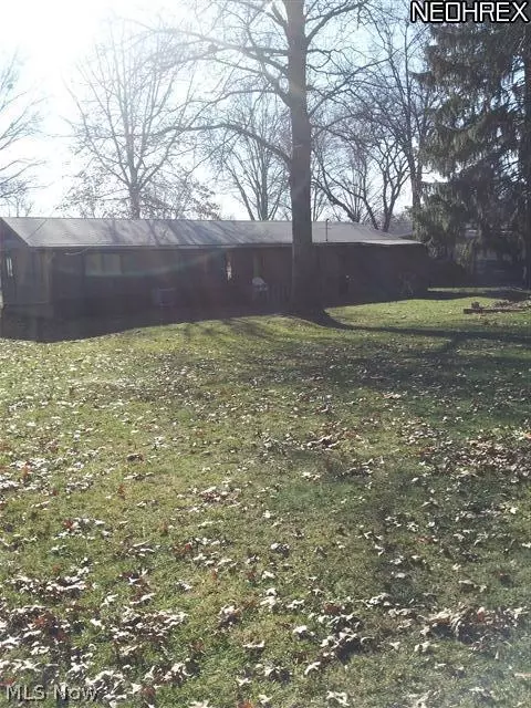 4627 Pleasant Hills Rd NW, Canton, OH 44708 photo 4