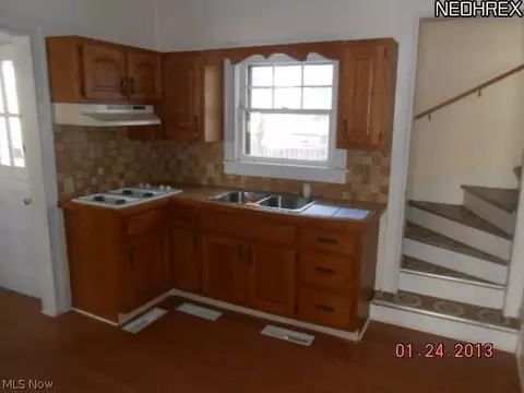1024 Middle Ave, Elyria, OH 44035 photo 2