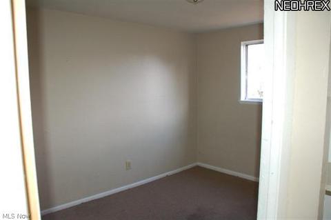 128 High St, Elyria, OH 44035 photo 7
