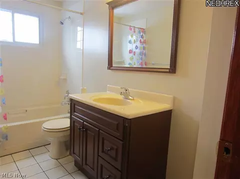 4103 Kenyon Ave, Lorain, OH 44053 photo 12