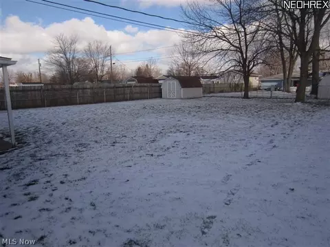 4103 Kenyon Ave, Lorain, OH 44053 photo 16