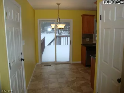 38600 Aurora Rd, Solon, OH 44139 photo 6