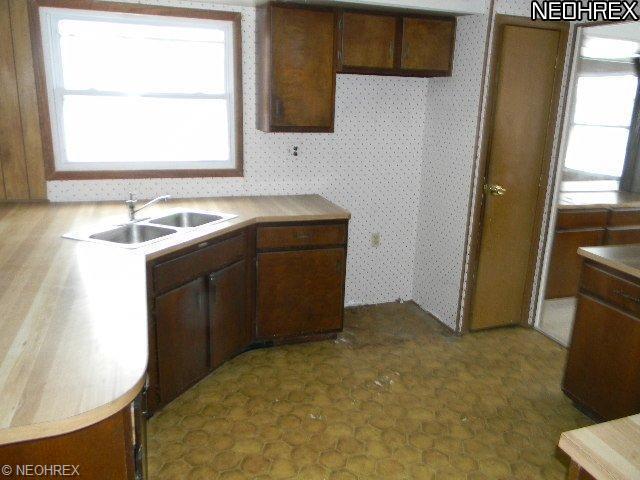 54 Perch Ct, Lagrange, OH 44050 photo 8