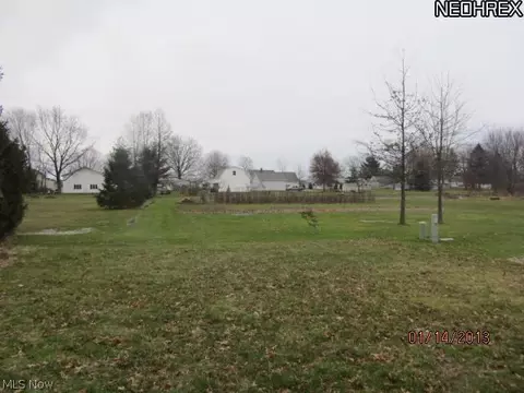 126 Valley Forge Cir, Elyria, OH 44035 photo 10