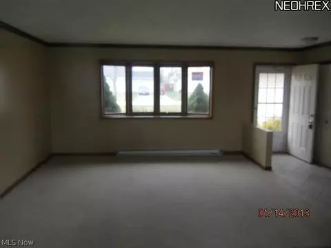 126 Valley Forge Cir, Elyria, OH 44035 photo 2