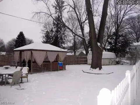 145 Sheldon Dr, Akron, OH 44313 photo 24