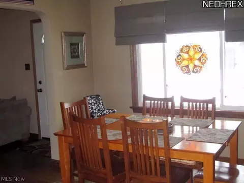 145 Sheldon Dr, Akron, OH 44313 photo 7