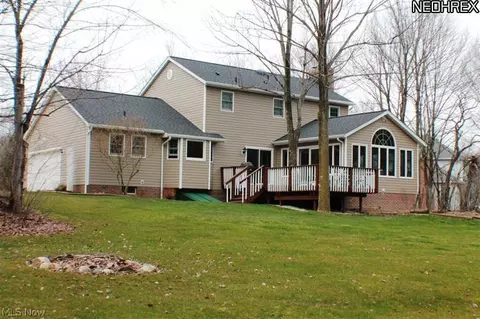 237 Greenview Dr, Aurora, OH 44202 photo 4