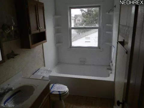 321 Kenyon Ave, Elyria, OH 44035 photo 14