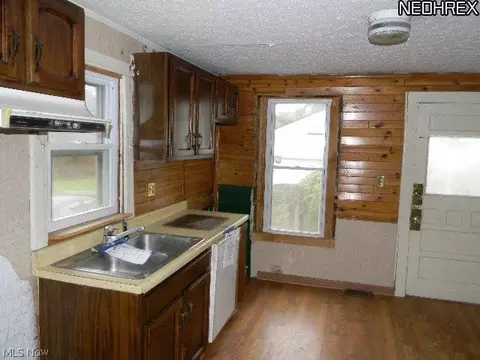 321 Kenyon Ave, Elyria, OH 44035 photo 10