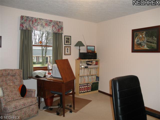743 Bittersweet Dr NE, Massillon, OH 44646 photo 7