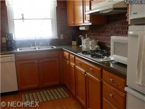 6955 Colleen Dr, Youngstown, OH 44512 photo 3