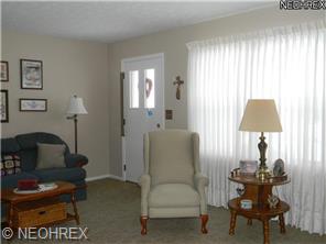 6955 Colleen Dr, Youngstown, OH 44512 photo 5