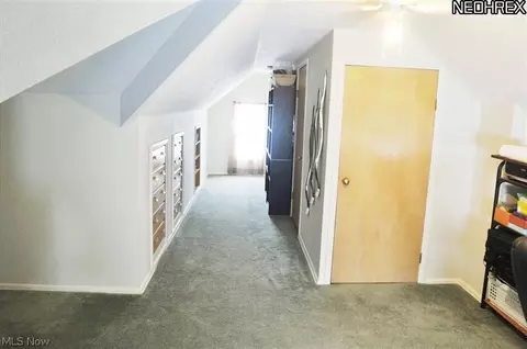 407 Clarmont Rd, Willowick, OH 44095 photo 9