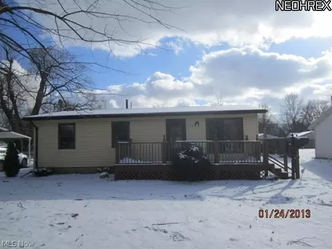 733 Stanford Ave, Elyria, OH 44035 photo 1