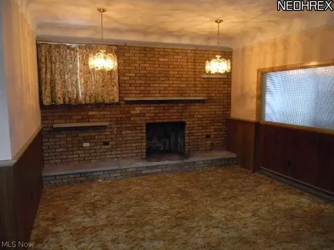 10379 Thwing Rd, Chardon, OH 44024 photo 9