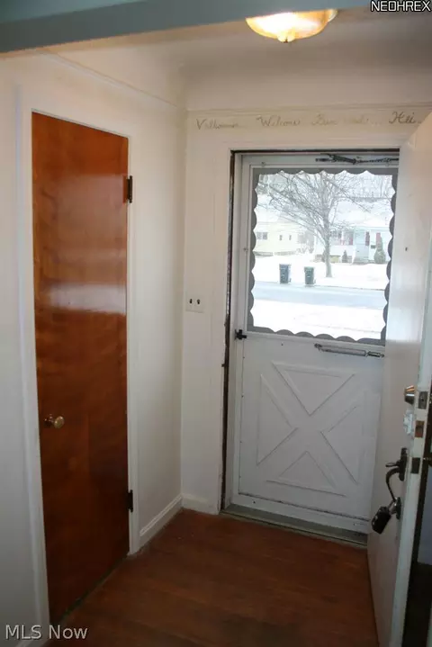 549 Eastern Heights Blvd, Elyria, OH 44035 photo 6