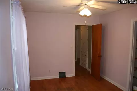 549 Eastern Heights Blvd, Elyria, OH 44035 photo 10