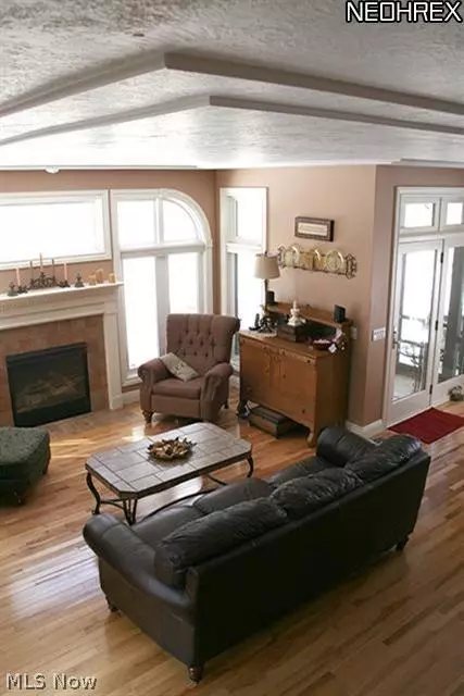 12180 Falls Rd, Chardon, OH 44024 photo 9