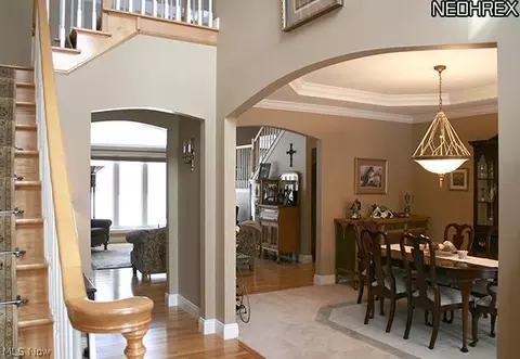 12180 Falls Rd, Chardon, OH 44024 photo 8