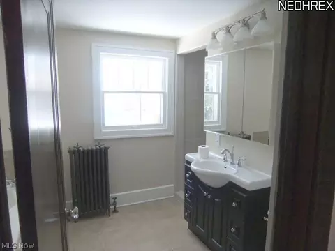 486 Avalon Ave, Akron, OH 44320 photo 8