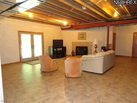 821 High St, Coshocton, OH 43812 photo 11