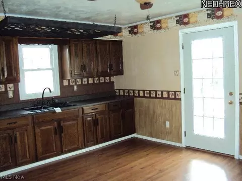 14064 S Main St, Beloit, OH 44609 photo 2