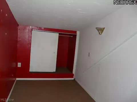 150 Charles Ct, Elyria, OH 44035 photo 10