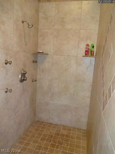 5269 Ledge Rock Dr, Rootstown, OH 44272 photo 13