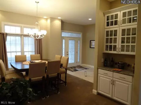 5269 Ledge Rock Dr, Rootstown, OH 44272 photo 3
