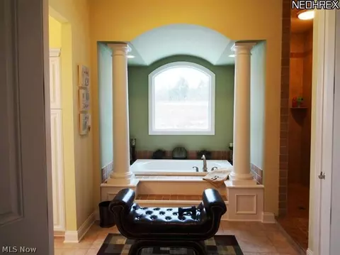 5269 Ledge Rock Dr, Rootstown, OH 44272 photo 11