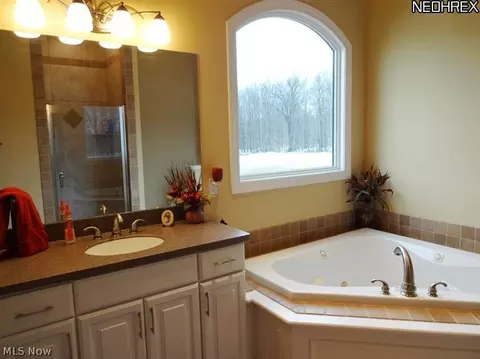5269 Ledge Rock Dr, Rootstown, OH 44272 photo 16