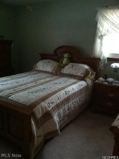 69 Robin Hood Dr, Youngstown, OH 44511 photo 12
