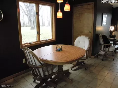 703 Cedar Point Rd, Sandusky, OH 44870 photo 2