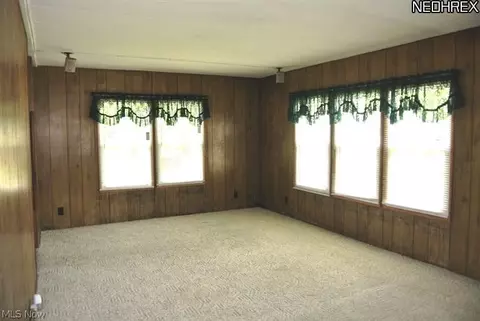 480 Stallion Ct, Lagrange, OH 44050 photo 6
