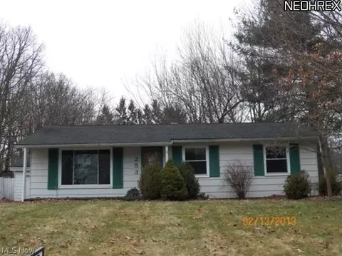 253 Thomas Ave, Munroe Falls, OH 44262 photo 1