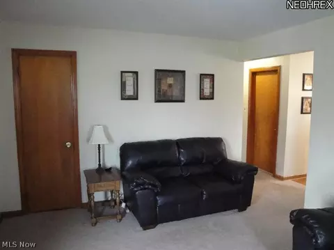 755 Tudor Ln, Boardman, OH 44512 photo 2