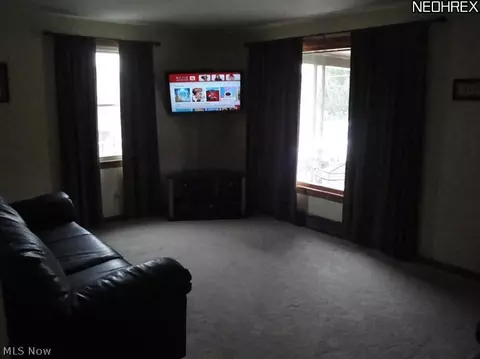 755 Tudor Ln, Boardman, OH 44512 photo 3