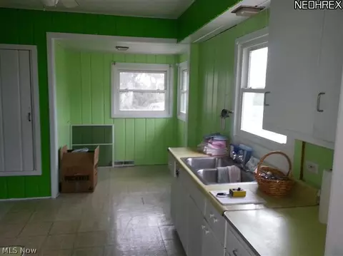 32312 Willowick Dr, Willowick, OH 44095 photo 12