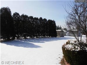629 Angiline Dr, Youngstown, OH 44512 photo 3