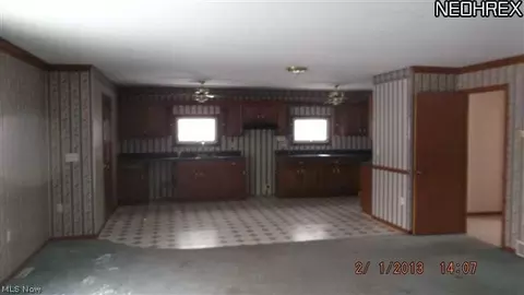 7730 Sidley Rd, Thompson, OH 44086 photo 5