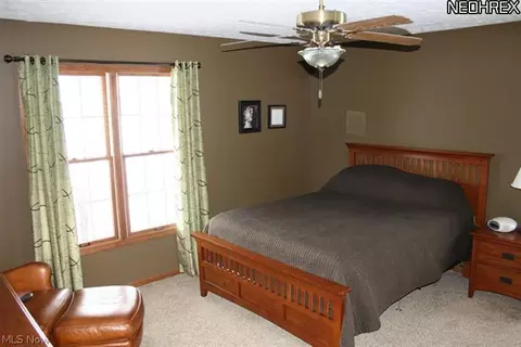 41538 Rachael Dr, Lagrange, OH 44050 photo 4