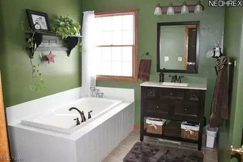 41538 Rachael Dr, Lagrange, OH 44050 photo 5