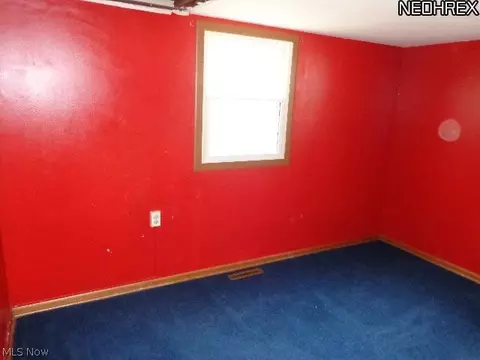 375 Wesley Ave, Elyria, OH 44035 photo 7