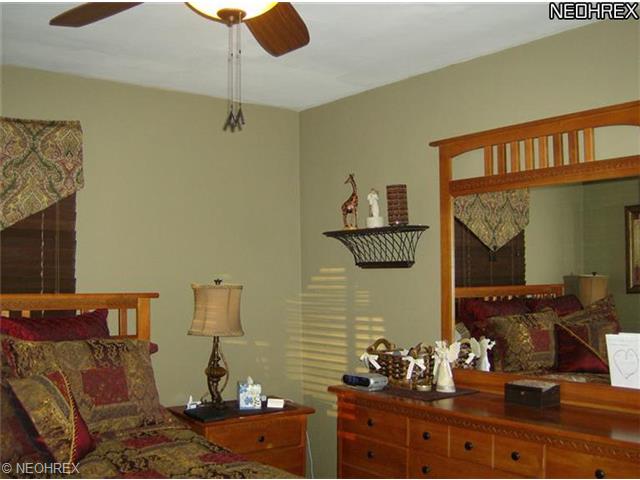 5825 Poland Struthers Rd, Youngstown, OH 44514 photo 12