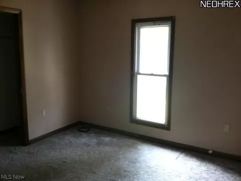 1124 E 17th St, Ashtabula, OH 44004 photo 11