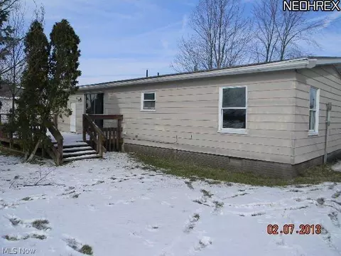 435 Morgan Ct, Lagrange, OH 44050 photo 3