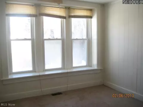 785 Work Dr, Akron, OH 44320 photo 5